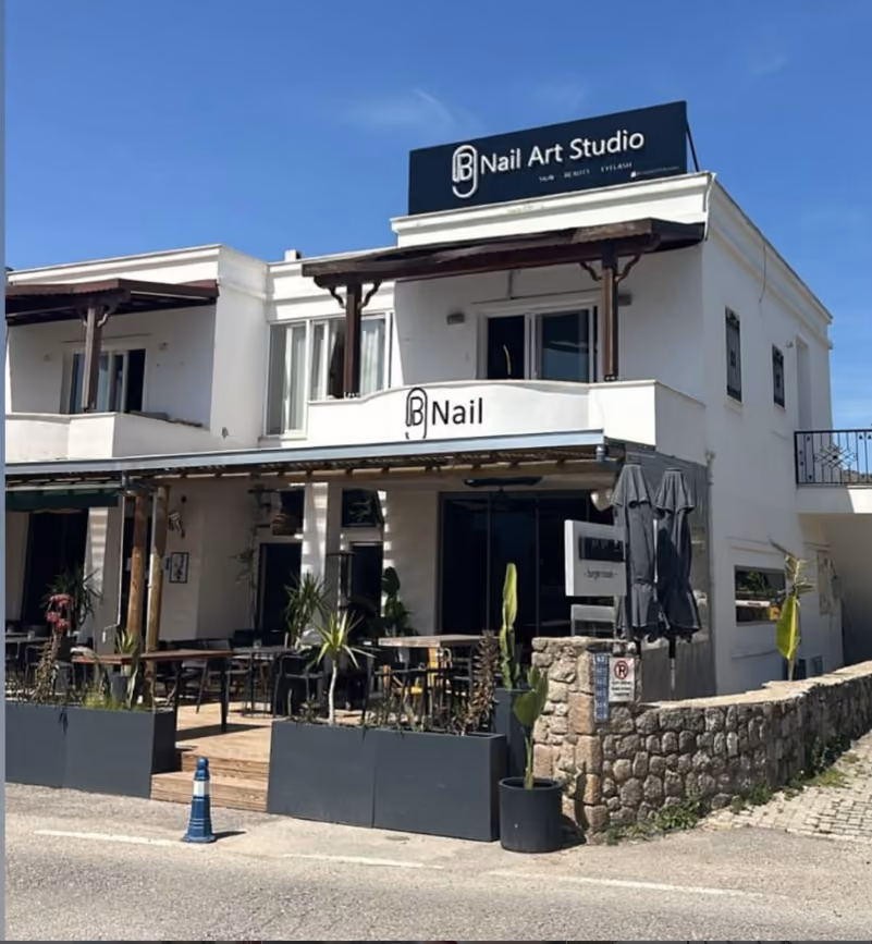 B Nail Art Studio Bitez dış cephesi